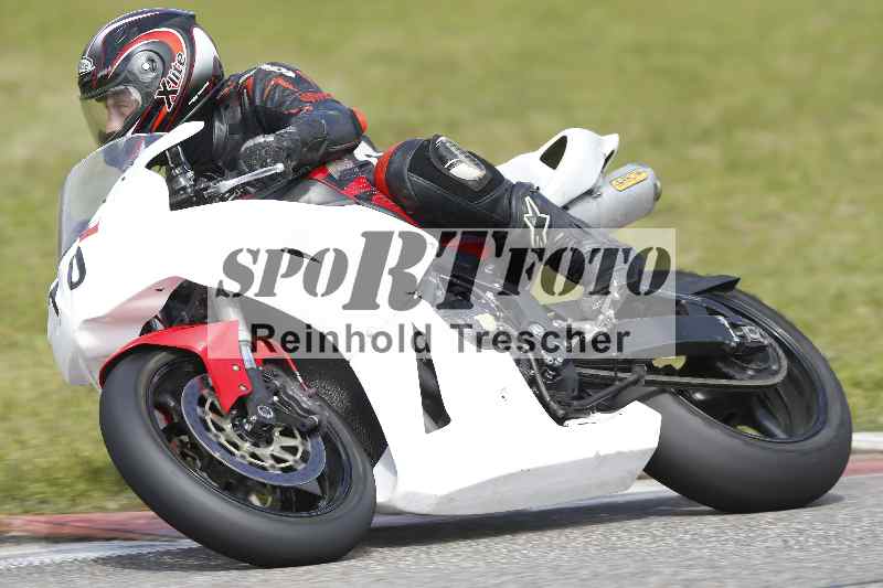 /Archiv-2024/14 25.04.2024 TZ Motorsport Training ADR/Gruppe rot/10